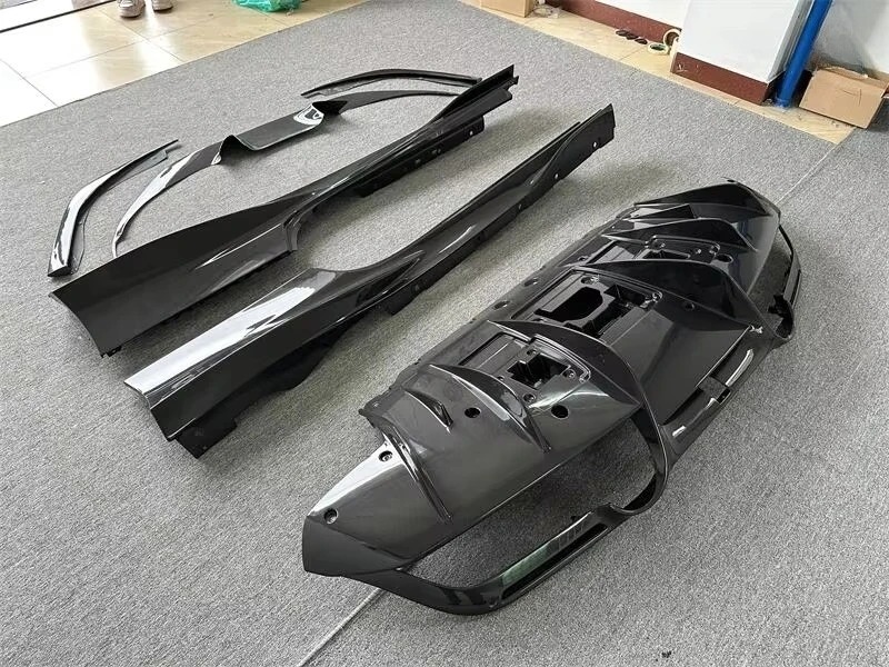 Car Kit for  F8 Modified OEM Style Carbon Fiber Front Lip Front Trim Side Skirt Rear Lip Tail Wing